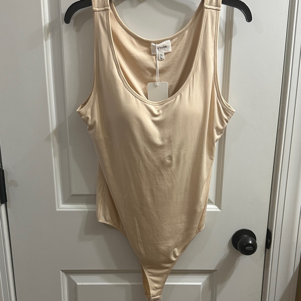 BNWT Heyson Nude Sleeveless Bodysuit